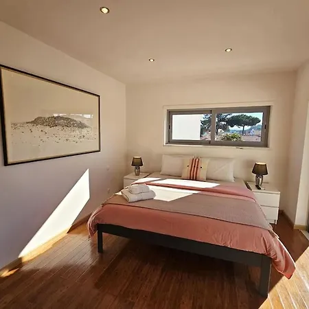 4 Suites, Piscine, Casa Rio-dora By Sesimbrasunsea Villa